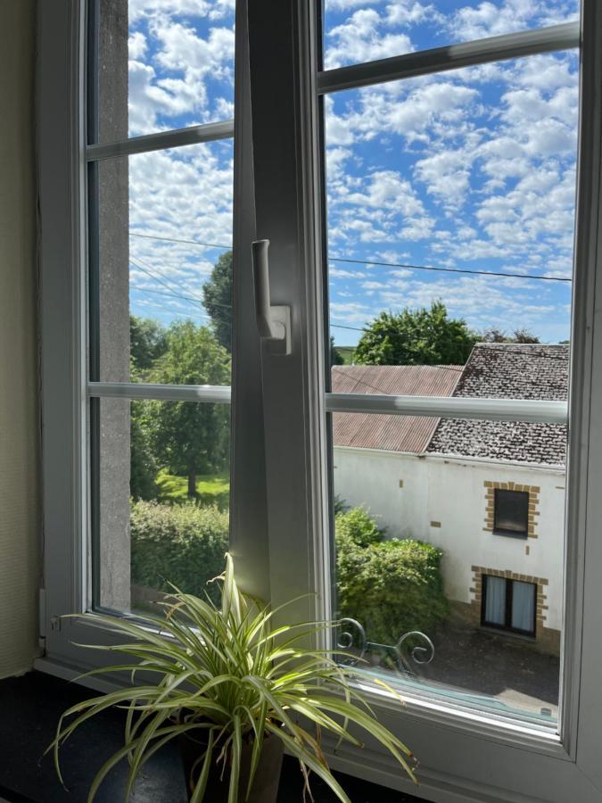 B&B Les Ecoliers 체레인 외부 사진