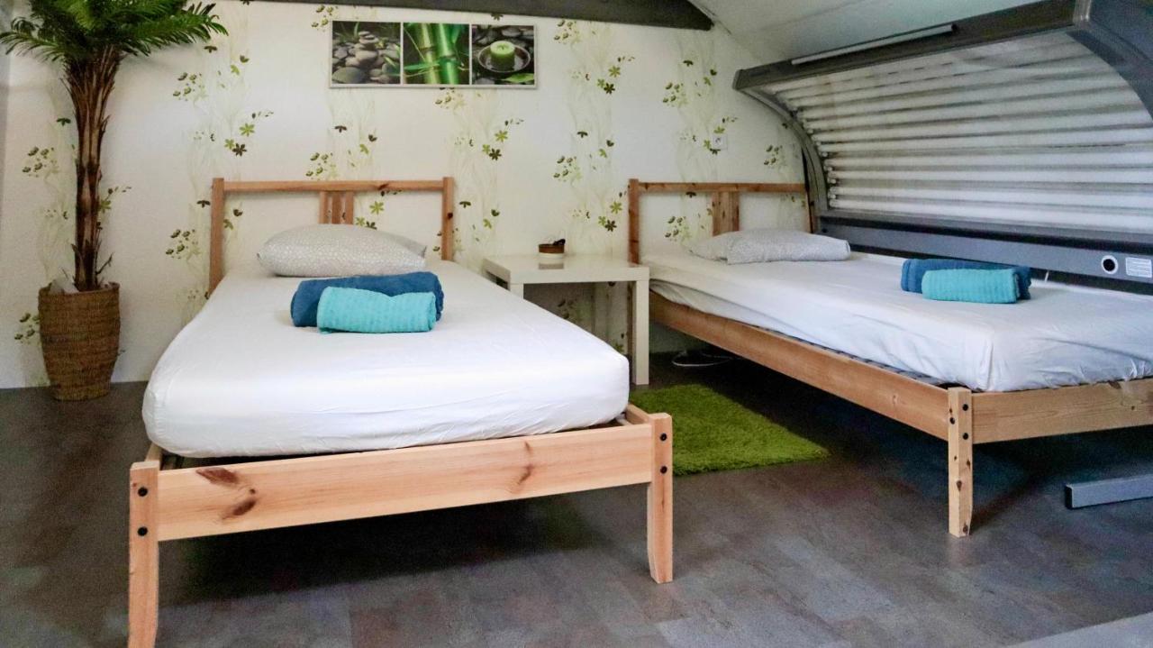 B&B Les Ecoliers 체레인 외부 사진