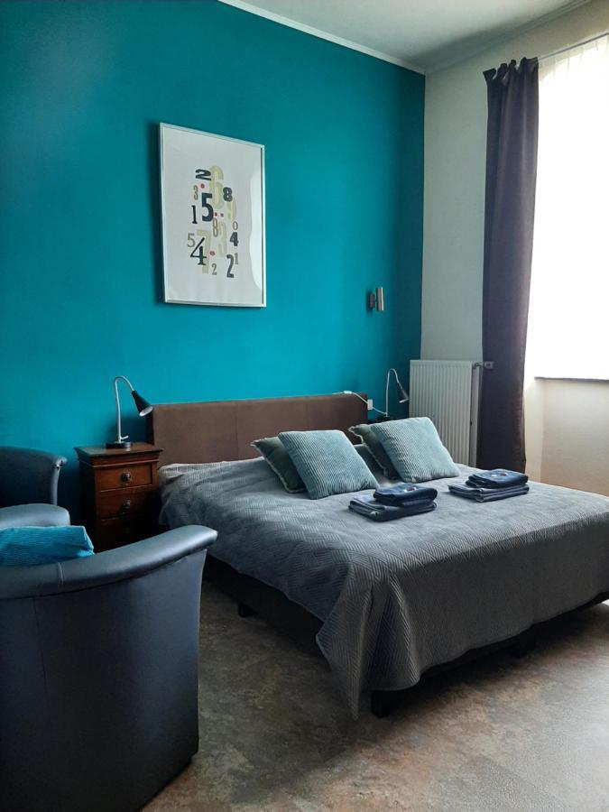 B&B Les Ecoliers 체레인 외부 사진