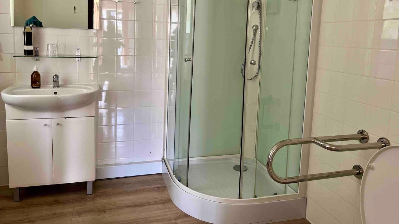 B&B Les Ecoliers 체레인 외부 사진