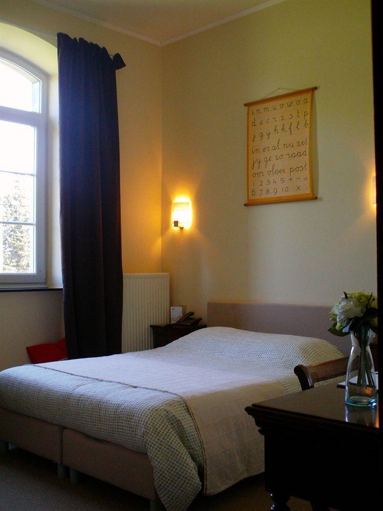 B&B Les Ecoliers 체레인 외부 사진