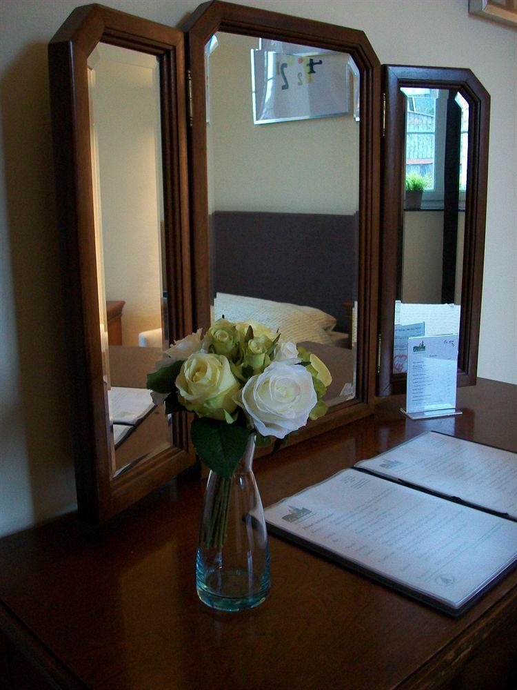 B&B Les Ecoliers 체레인 외부 사진
